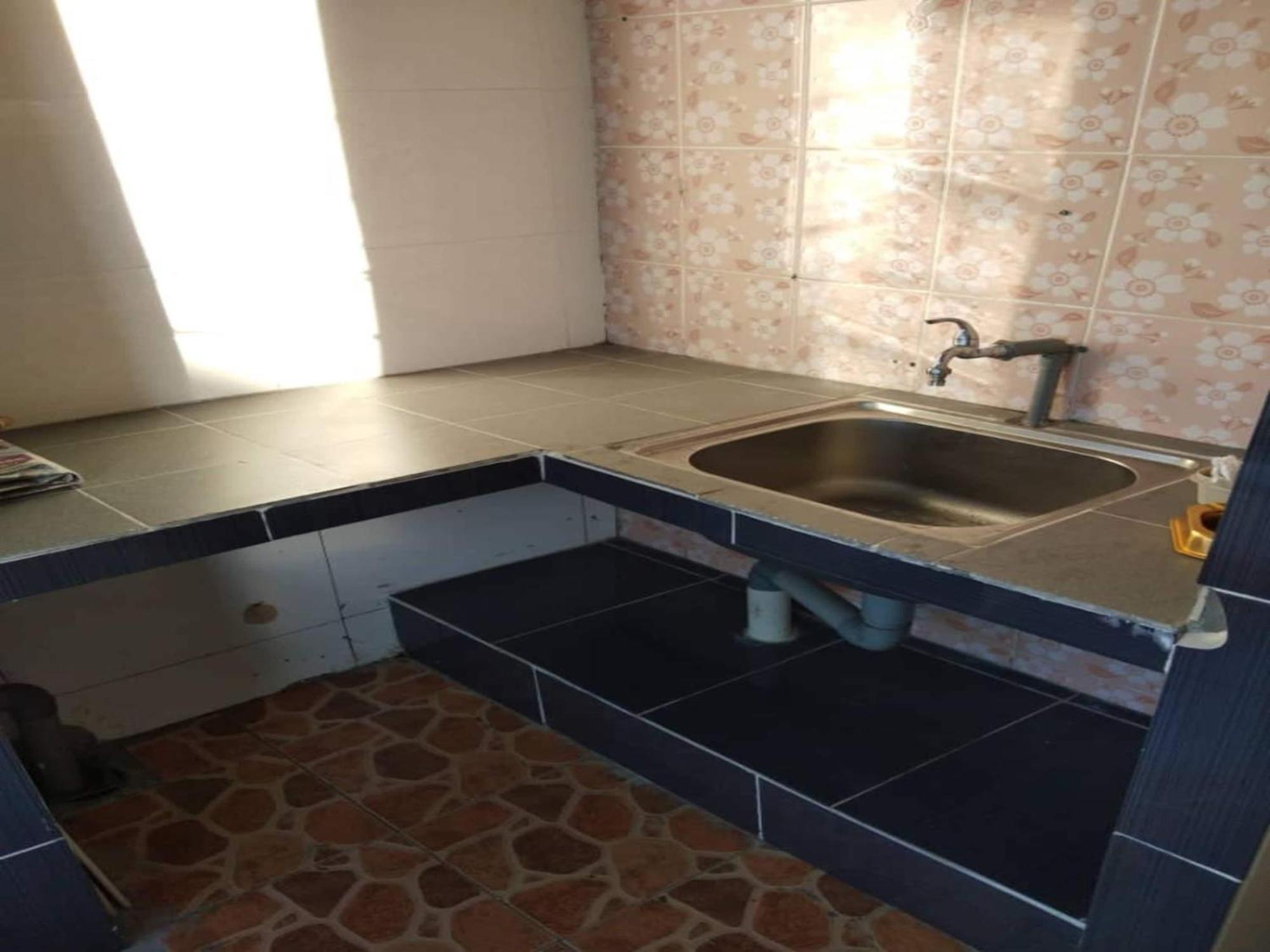 Oyo 90972 Jj Homestay Miri Exterior photo